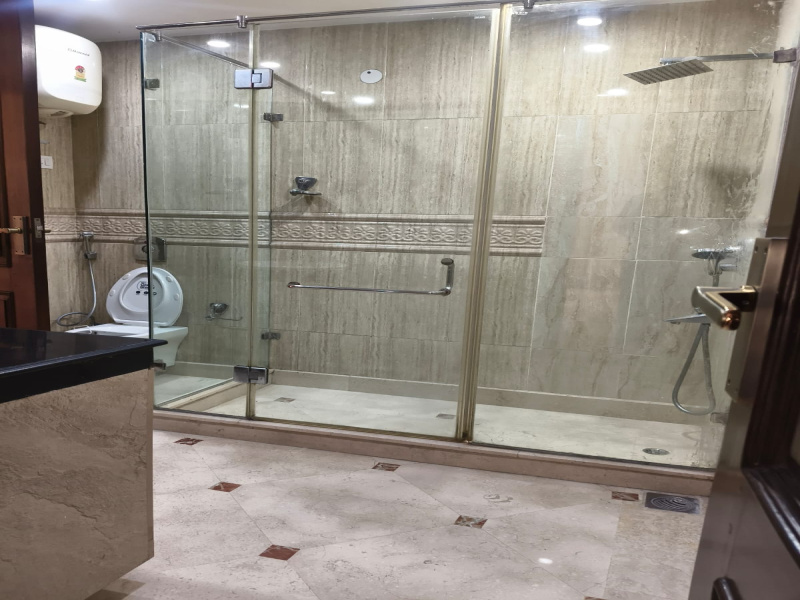 4 BHK 600 Sq. Yards Builder Floor for Sale in Mayfair Garden, Hauz Khas, Delhi