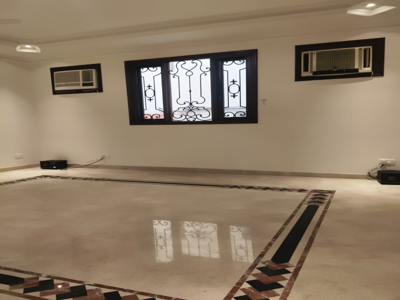 4 BHK 600 Sq. Yards Builder Floor for Sale in Mayfair Garden, Hauz Khas, Delhi