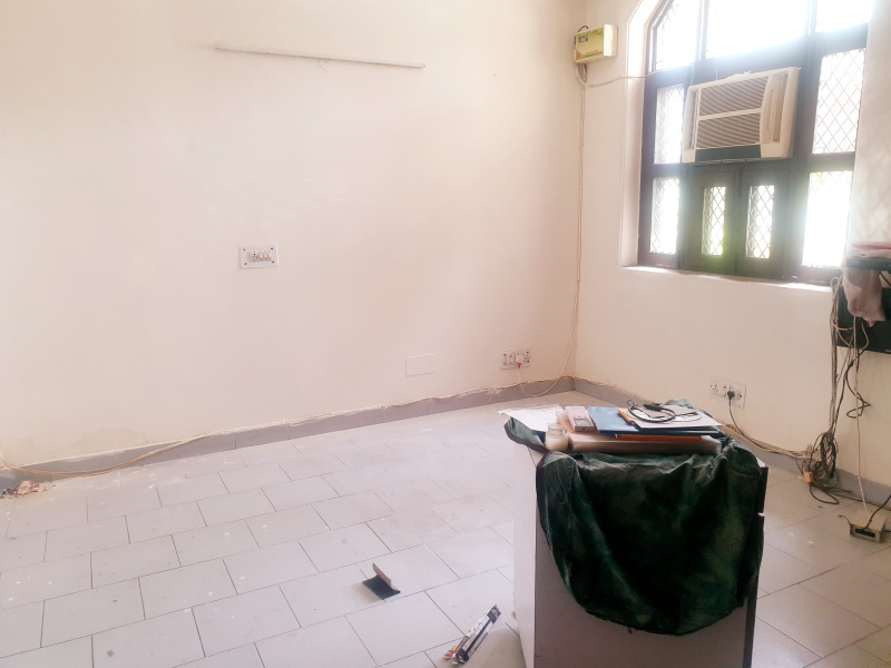 3 BHK 1800 Sq.ft. Apartment for Rent in Block A Saket, Delhi