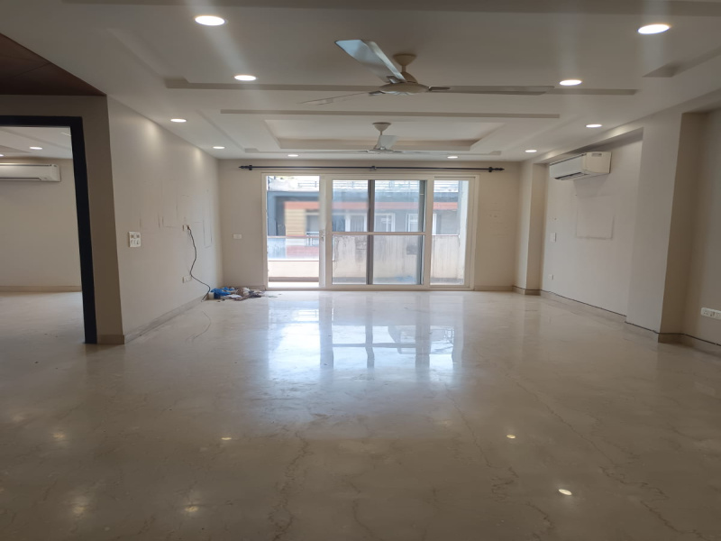 3 BHK 1800 Sq.ft. Builder Floor for Rent in Saket, Delhi