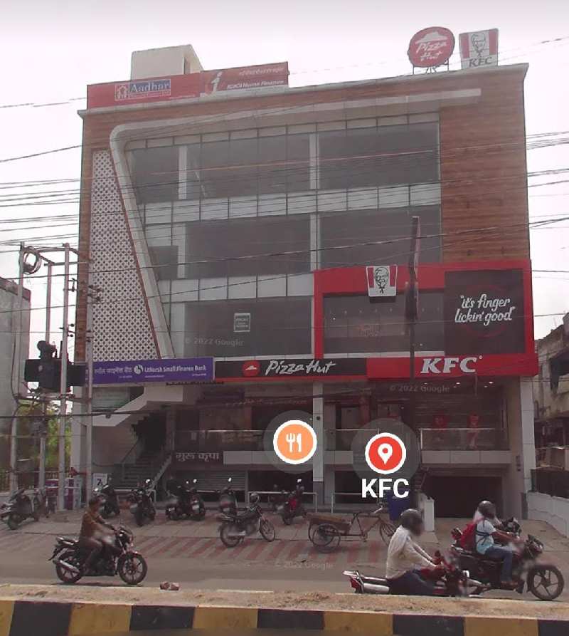 Commercial Shop 1000 Sq.ft. for Sale in