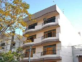 2 BHK Builder Floor for Rent in NH 8, Gurgaon