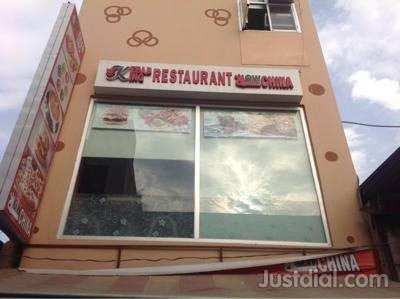 Commercial Shop 1200 Sq.ft. for Rent in Naveen Market, Kanpur