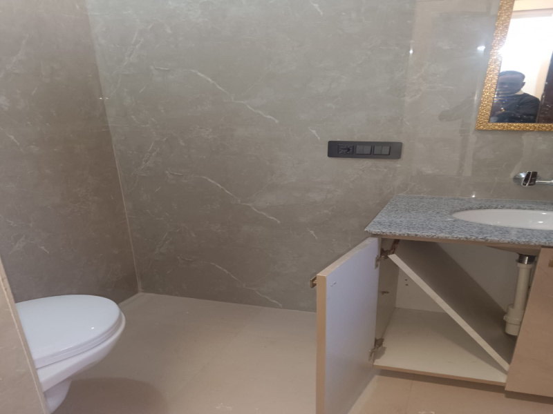  190 Sq. Yards Builder Floor for Rent in Sector 77 Faridabad