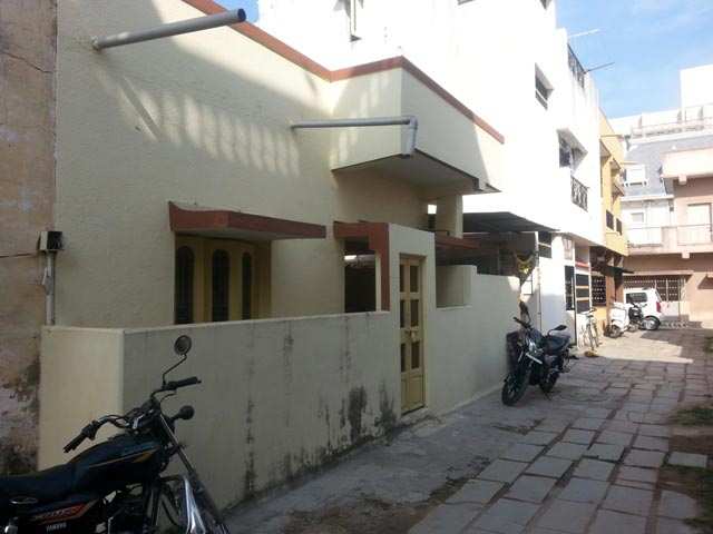 1 BHK House 80 Sq. Yards for Rent in Jivraj Park, Ahmedabad