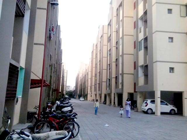 2 BHK Residential Apartment 1215 Sq.ft. for Rent in Vejalpur, Ahmedabad