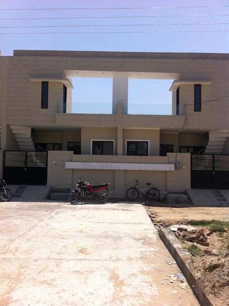 2 BHK House 985 Sq.ft. for Sale in
