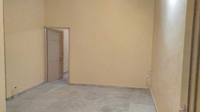 Office Space 770 Sq.ft. for Rent in