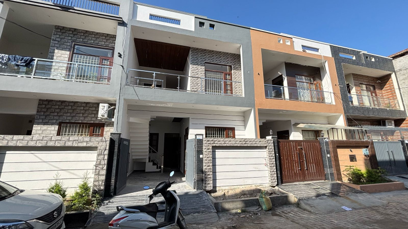4 BHK House 2007 Sq.ft. for Sale in New Guru Amar Dass Nagar, Jalandhar