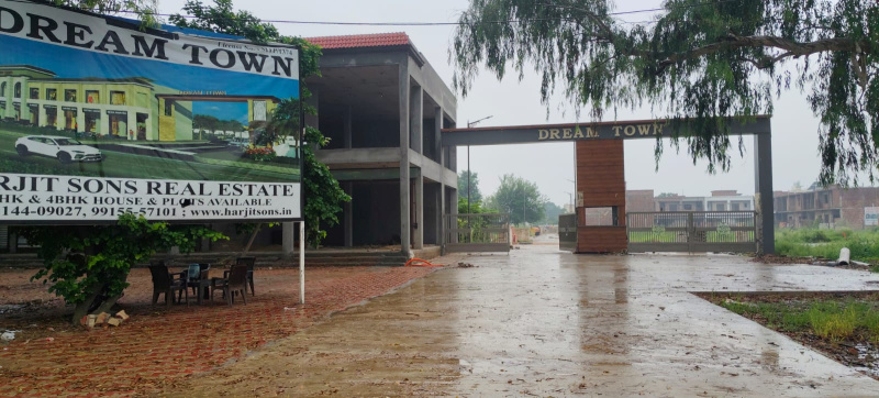 3 BHK House 1800 Sq.ft. for Sale in Hoshiarpur Road, Jalandhar