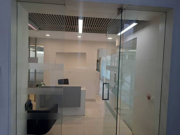  2300 Sq.ft. Office Space for Rent in Udyog Vihar, Gurgaon