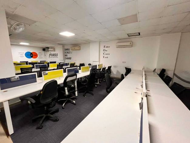  6400 Sq.ft. Office Space for Rent in Phase II Udyog Vihar, Gurgaon