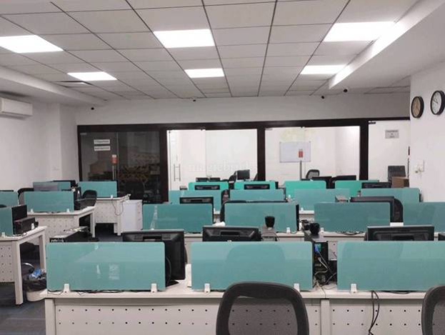  2600 Sq.ft. Office Space for Rent in Udyog Vihar, Gurgaon