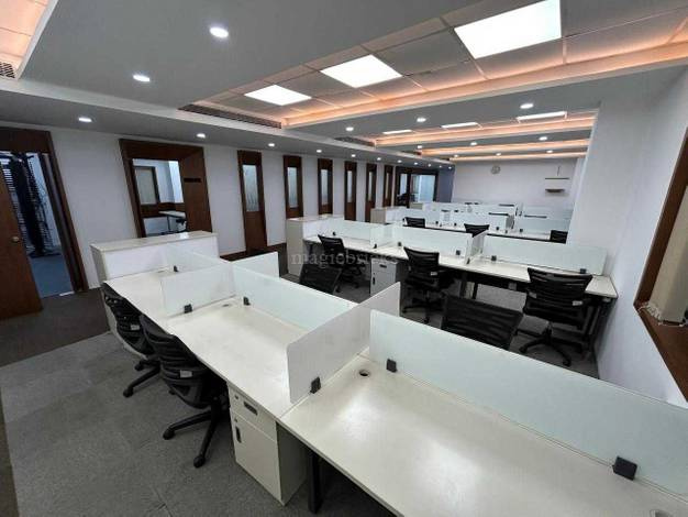  4400 Sq.ft. Office Space for Rent in Udyog Vihar, Gurgaon