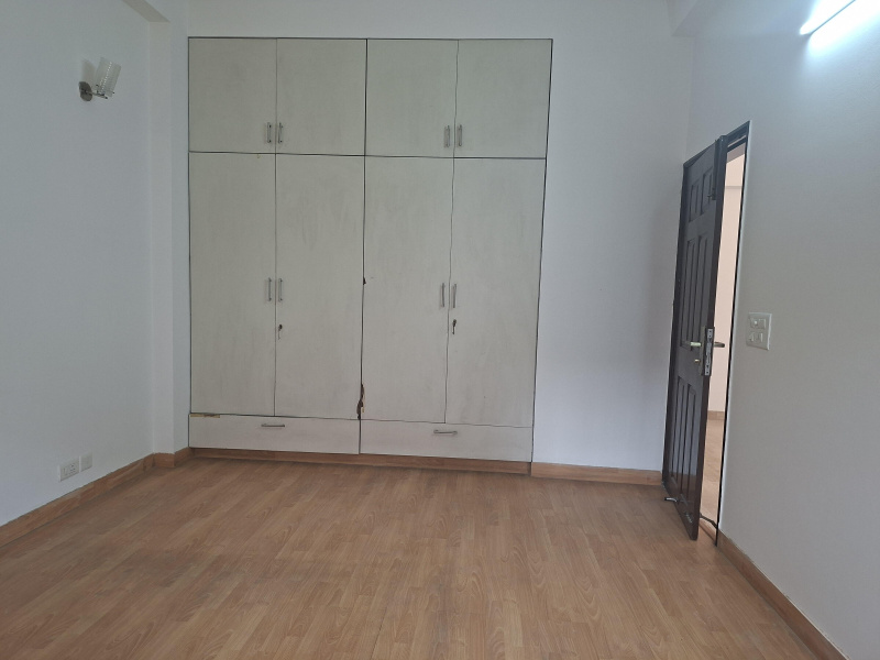2 BHK 1200 Sq.ft. Apartment for Rent in Malibu Town, Gurgaon