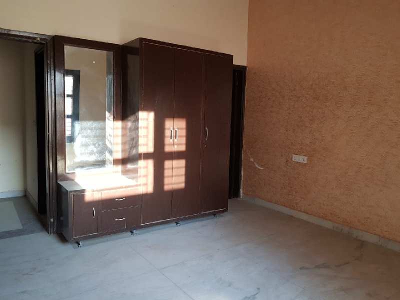 5 BHK House 200 Sq. Yards for Sale in Sunny Enclave, Kharar Road, Mohali