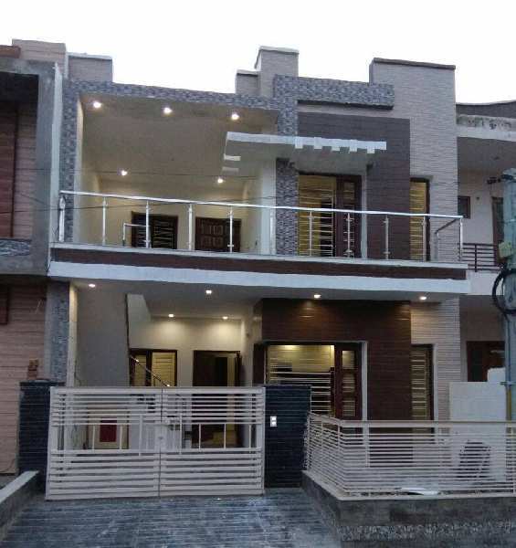 4 BHK House & Villa 138 Sq. Yards for Sale in Sunny Enclave, Mohali