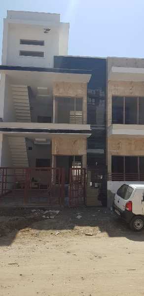 5 BHK House 233 Sq. Yards for Sale in