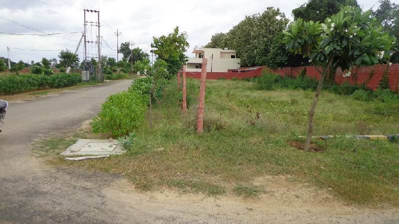  1010 Sq.ft. Residential Plot for Sale in Hathras Road, Agra