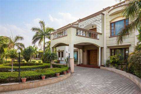 5 BHK House 6500 Sq.ft. for Sale in Sainik Farms, Delhi