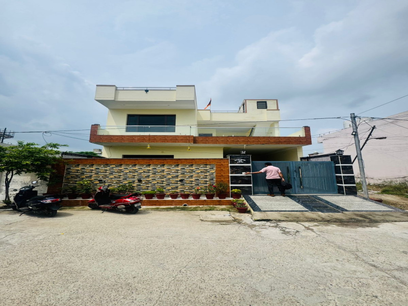 5 BHK House 10 Marla for Sale in 66 Feet Road, Jalandhar
