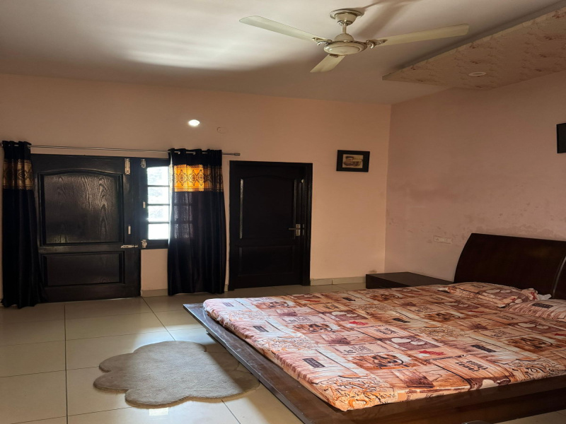 3 BHK House 6 Marla for Sale in Defence Colony, Jalandhar