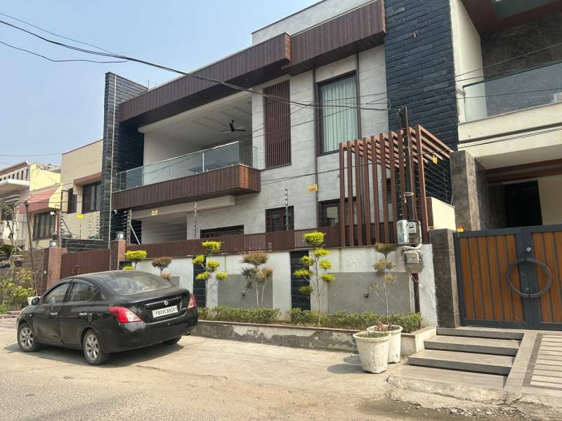 4 BHK 15 Marla House for Sale in Mota Singh Nagar, Jalandhar