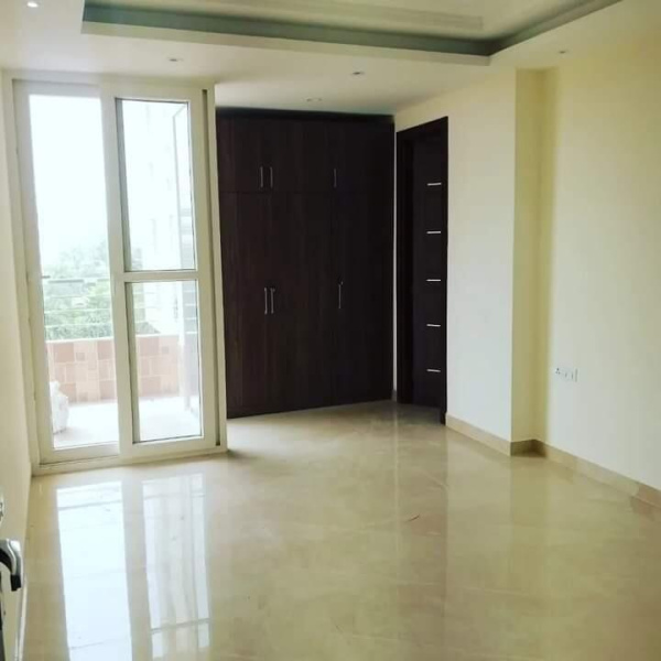 4 BHK 2400 Sq.ft. Apartment for Sale in Pholriwal, Jalandhar