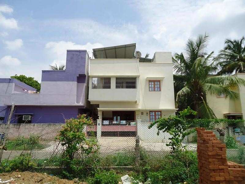 4 BHK House 1950 Sq.ft. for Sale in Pammal, Chennai