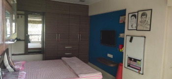 2 BHK Flat for Sale in Vile Parle East, Mumbai