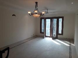 4 BHK Builder Floor for Sale in Westend, Delhi