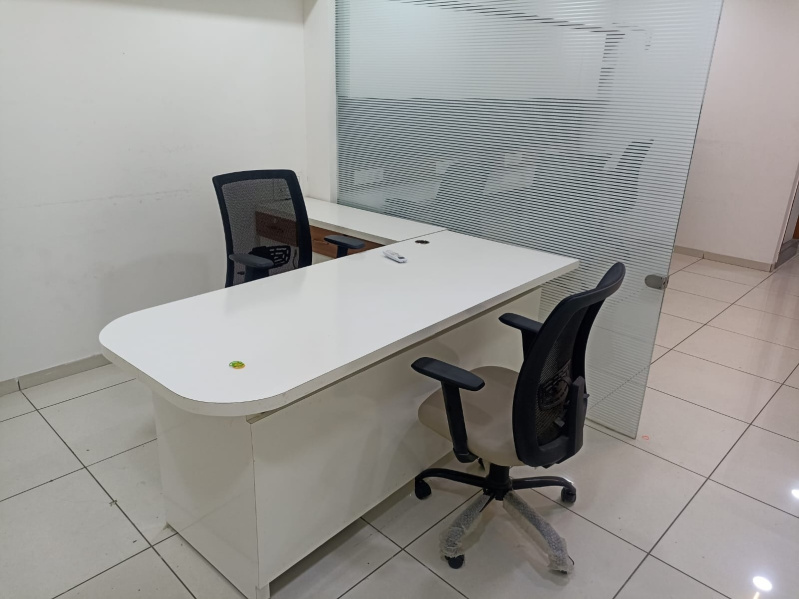  590 Sq.ft. Office Space for Rent in Ambli, Ahmedabad