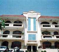 1 BHK Flat for Rent in Sector 10A Gurgaon