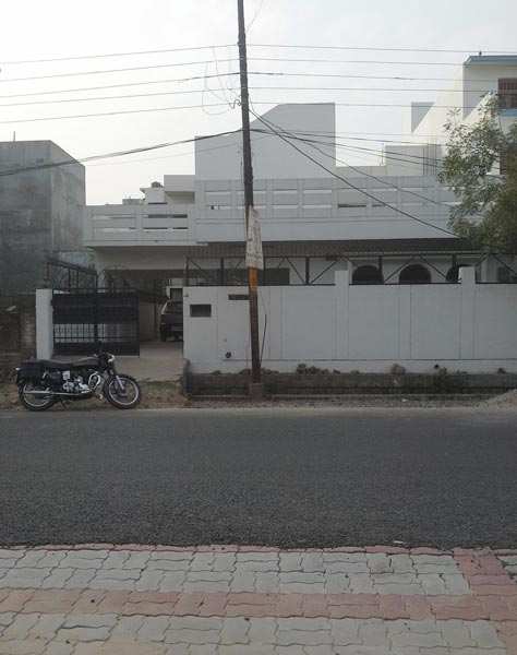 7 BHK House 5500 Sq.ft. for Sale in Vinay Khand 3,