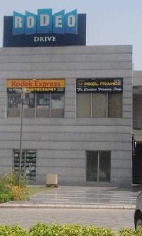  Commercial Shop for Rent in South City, Gurgaon