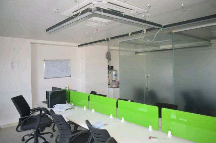  Office Space 675 Sq.ft. for Rent in Viman Nagar, Pune