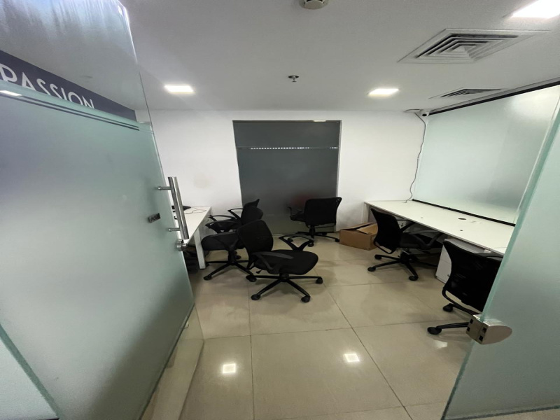  Office Space 2000 Sq.ft. for Rent in Fergusson College Road, Pune