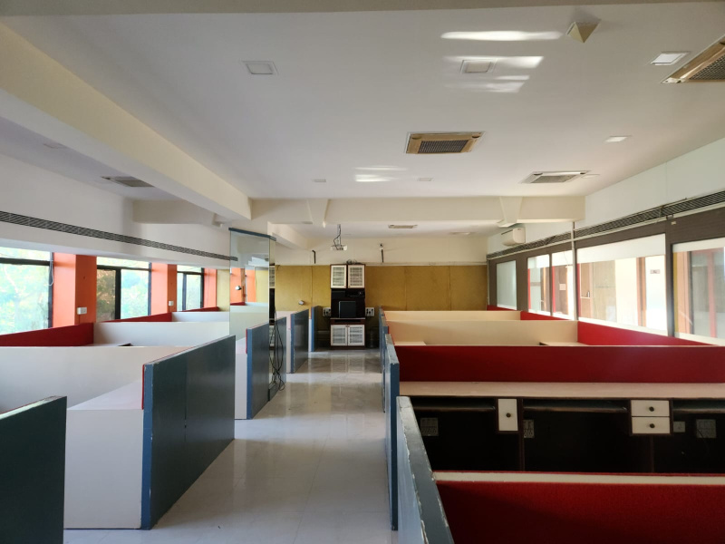  Office Space 3000 Sq.ft. for Rent in Wanwadi, Pune