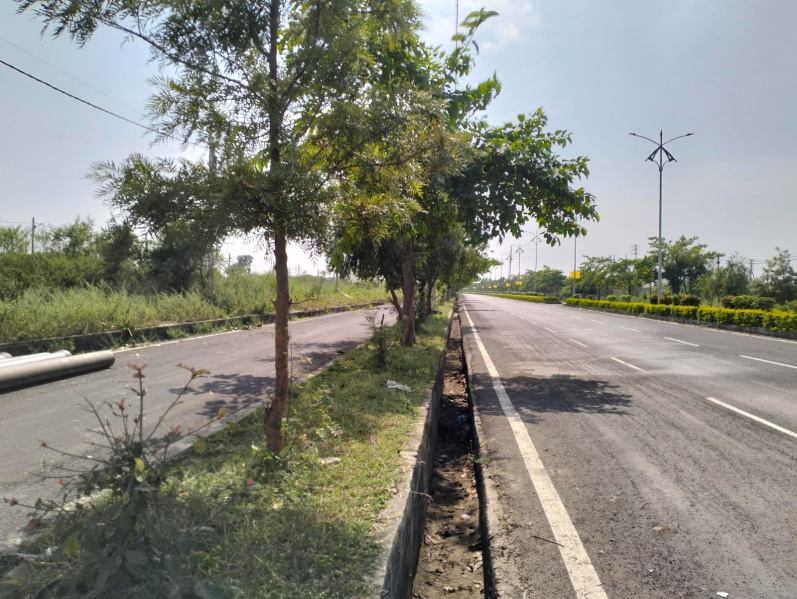  24000 Sq.ft. Agricultural/Farm Land for Sale in Bairagarh, Bhopal