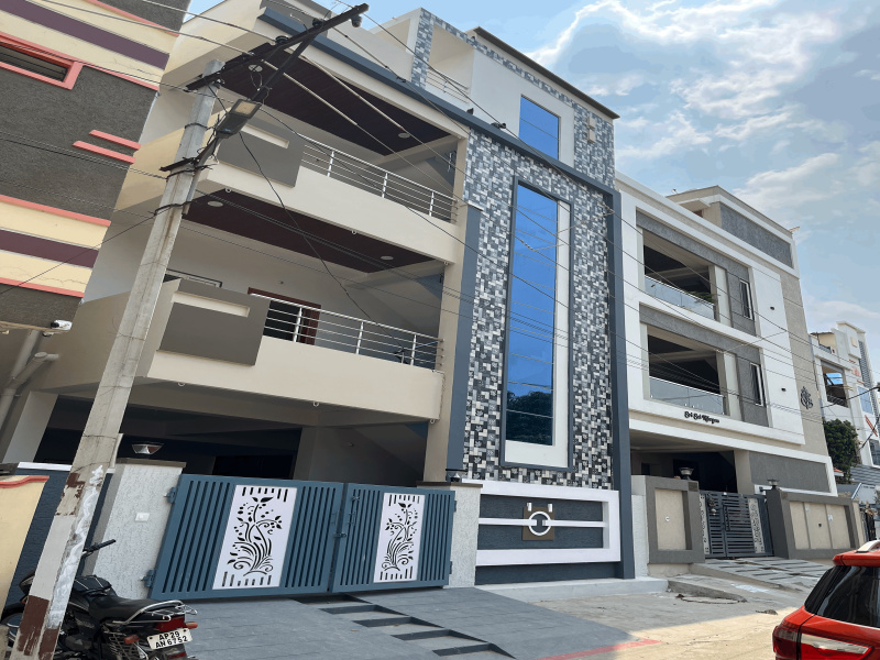 5 BHK House 3850 Sq.ft. for Sale in Mallapur, Hyderabad