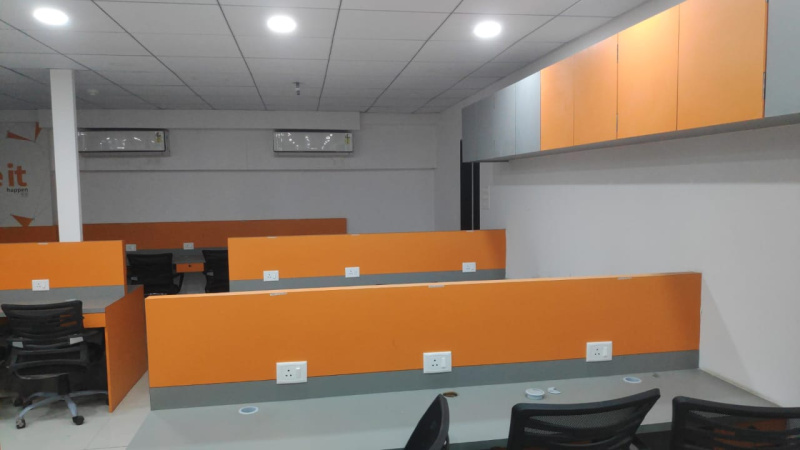 Office Space 2200 Sq.ft. for Rent in Kalawad, Rajkot