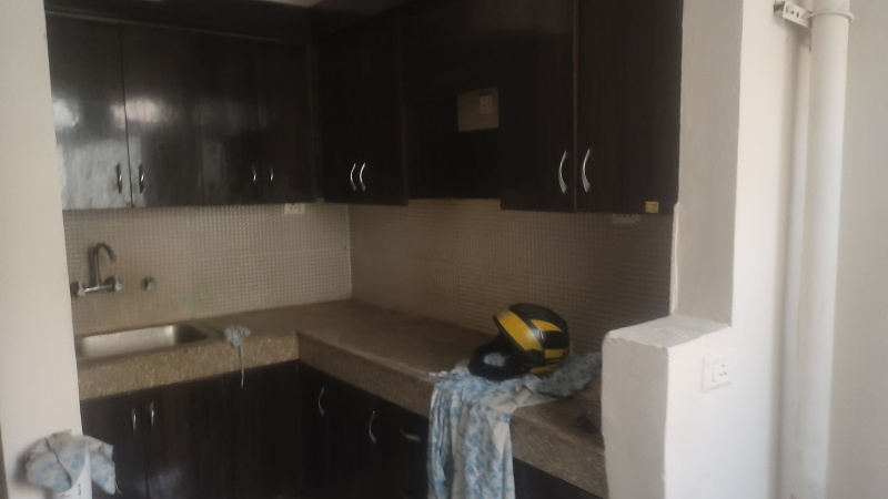 2 BHK Apartment 850 Sq.ft. for Rent in Greater Noida West