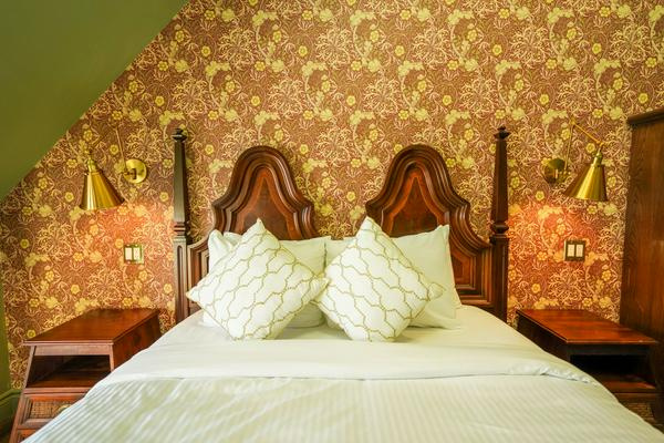  6 Biswa Hotels for Rent in Simsa Road, Manali