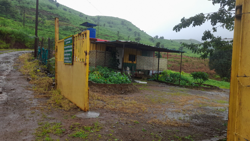 1.5 BHK 400 Sq.ft. Farm House for Sale in Wanowrie, Pune