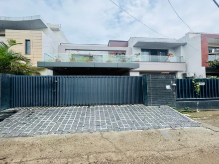 5 BHK 16 Marla House for Sale in Shiv Vihar, Jalandhar